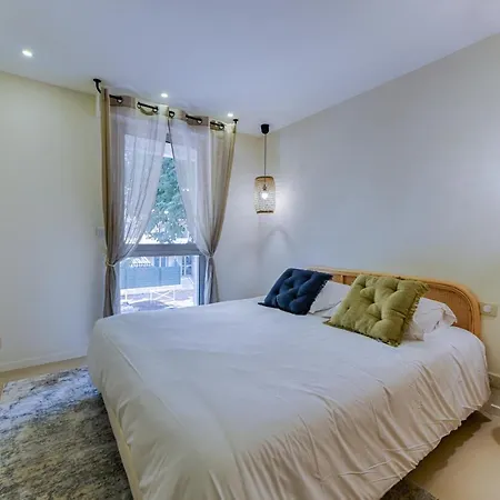Апартаменты Beautiful 7p Center 250m *